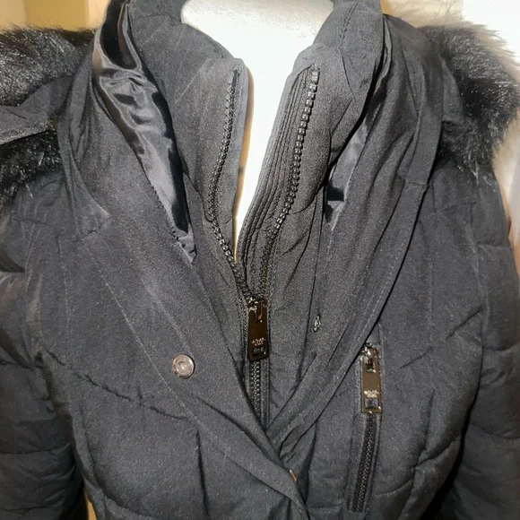 MICHAEL Michael Kors Black Hooded Puffer Jacket - Picture 6 of 12